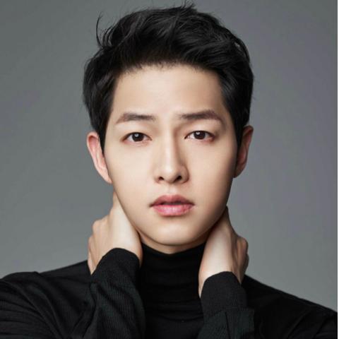 宋仲基事业新高峰，多元发展展现风采，最新消息揭秘成功秘诀