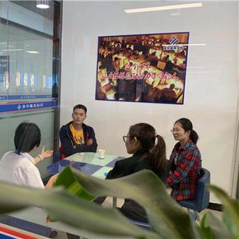 塑料模具师傅最新招聘启事,塑料模具师傅最新招聘