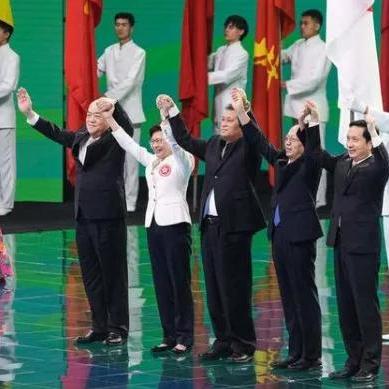 ＂全新的：2025年澳门免费码料＂的：标准执行具体评价_实用版4.2