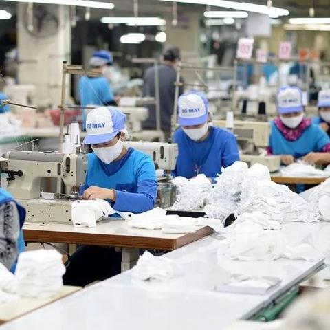 ＂自我解读：2025年正版资料免费最新＂的：全面信息解释定义_经济版1.52