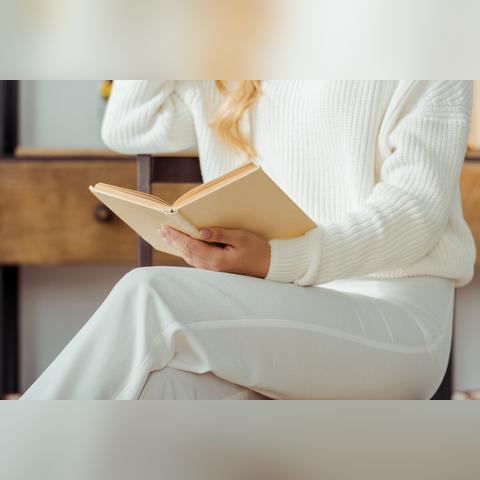 最新美甲课程，掌握最前沿艺术技巧