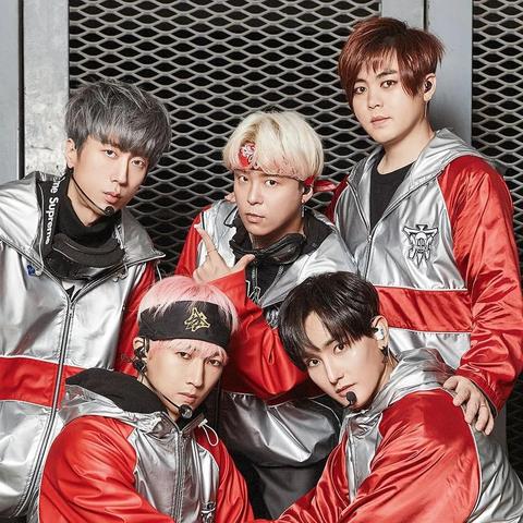 Shinhwa组合最新动态，乐坛巨头的持续闪耀